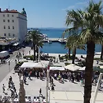 Riva Palace Konukevi Split