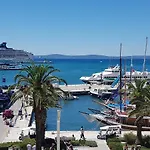 Riva Palace Konukevi 4*