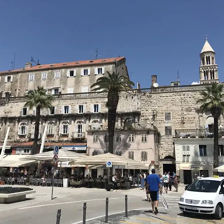 Riva Palace Penzion 4*