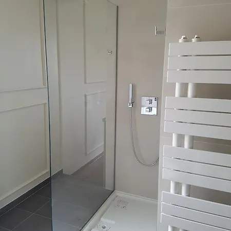 Riva Palace Penzion 4*