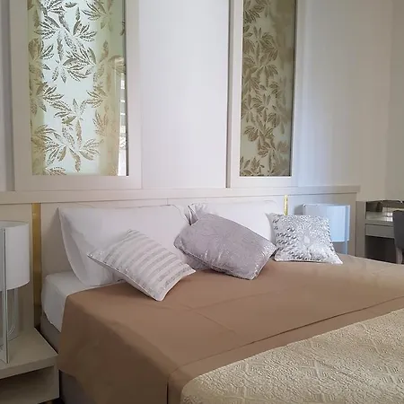 Riva Palace Penzion 4*