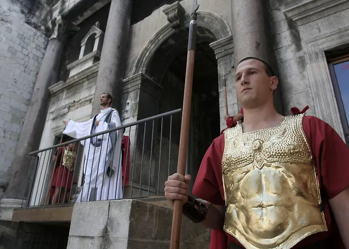 Pensionat Riva Palace 4*