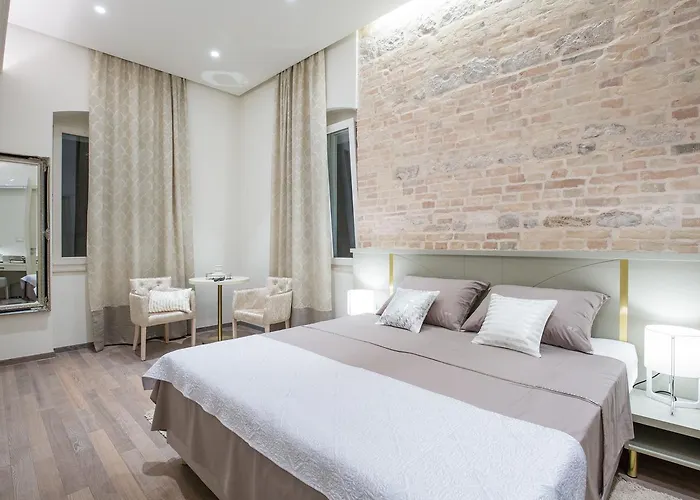 Pensionat Riva Palace 4*