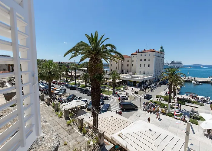 Pensionat Riva Palace 4*