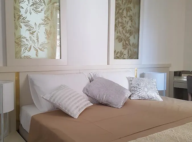 Riva Palace Gæstehus 4*