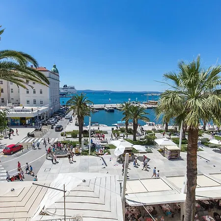 Riva Palace 4*